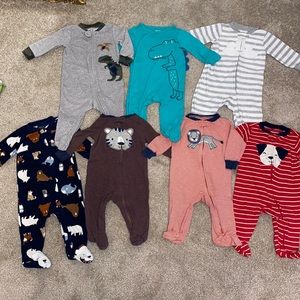 NWOT Carter’s footed pajamas